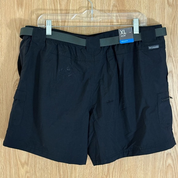 NWT Columbia Women’s Black Cargo Shorts with Green Canvas Belt - Picture 2 of 4
